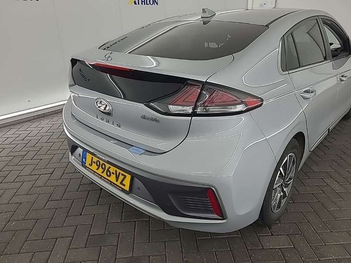 Photo 22 VIN: KMHC851JFLU064769 - HYUNDAI IONIQ 