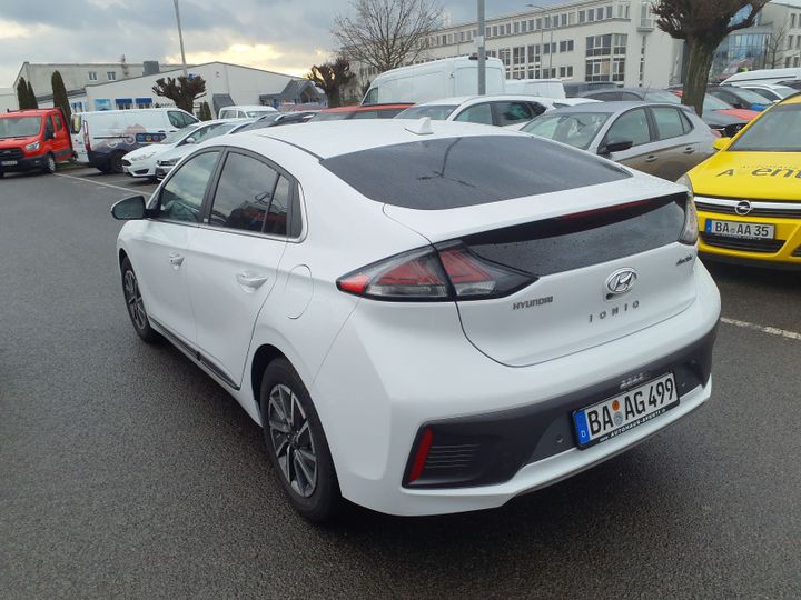 Photo 3 VIN: KMHC851JFMU082699 - HYUNDAI IONIQ 