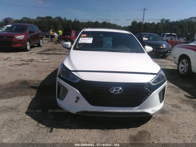 Photo 5 VIN: KMHC85LC3HU020851 - HYUNDAI IONIQ HYBRID 