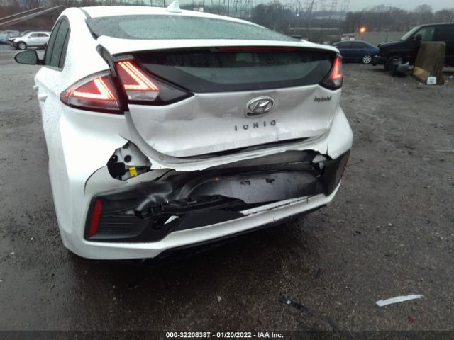 Photo 5 VIN: KMHC85LC4MU255690 - HYUNDAI IONIQ HYBRID 