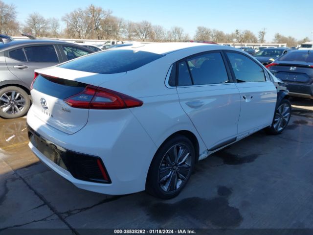 Photo 3 VIN: KMHC85LC7HU029357 - HYUNDAI IONIQ HYBRID 