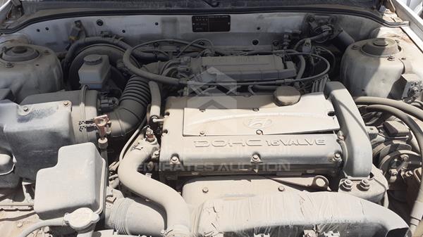 Photo 24 VIN: KMHCF31FPWU893225 - HYUNDAI SONATA 