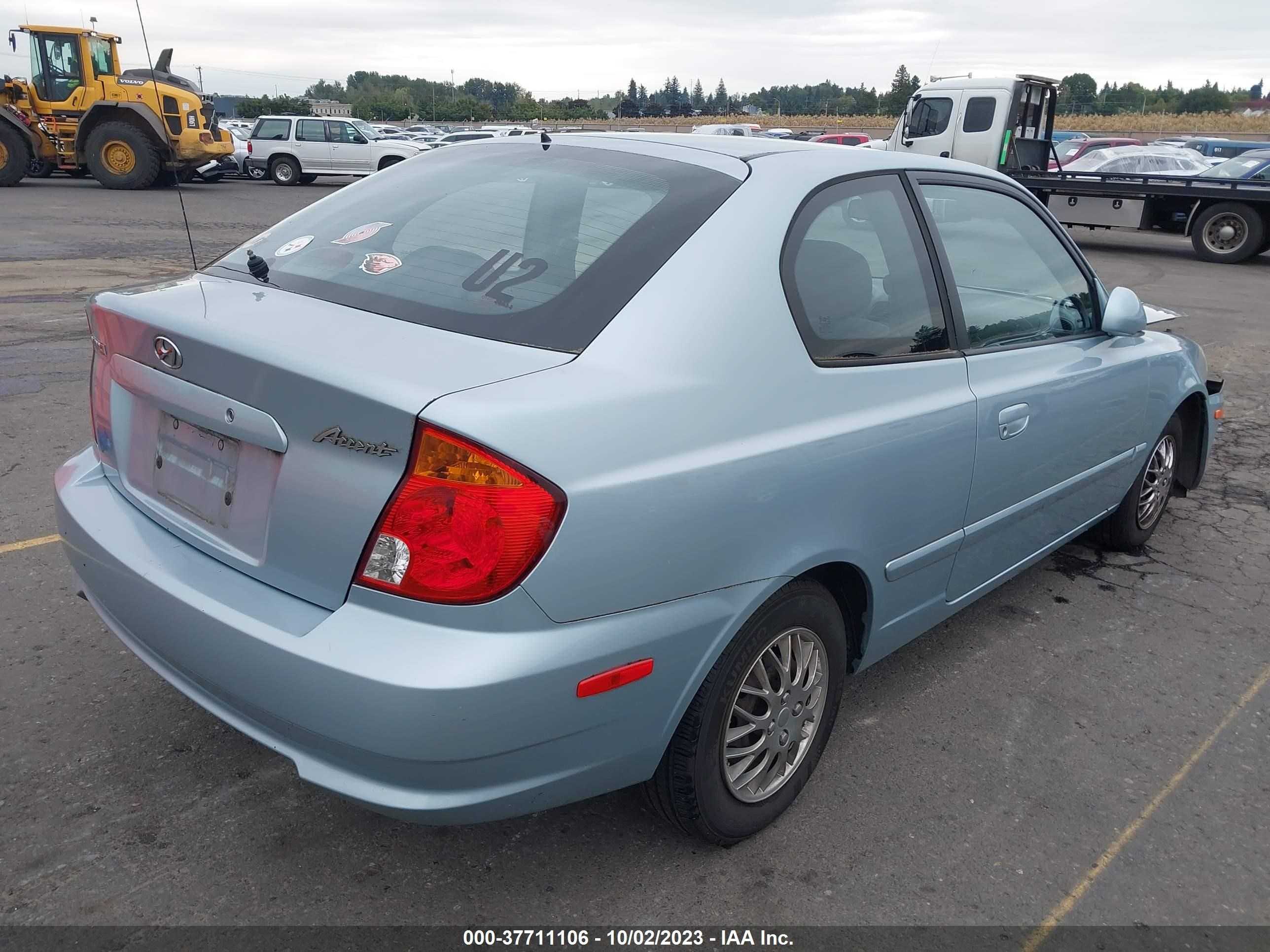 Photo 3 VIN: KMHCG35C15U339990 - HYUNDAI ACCENT 