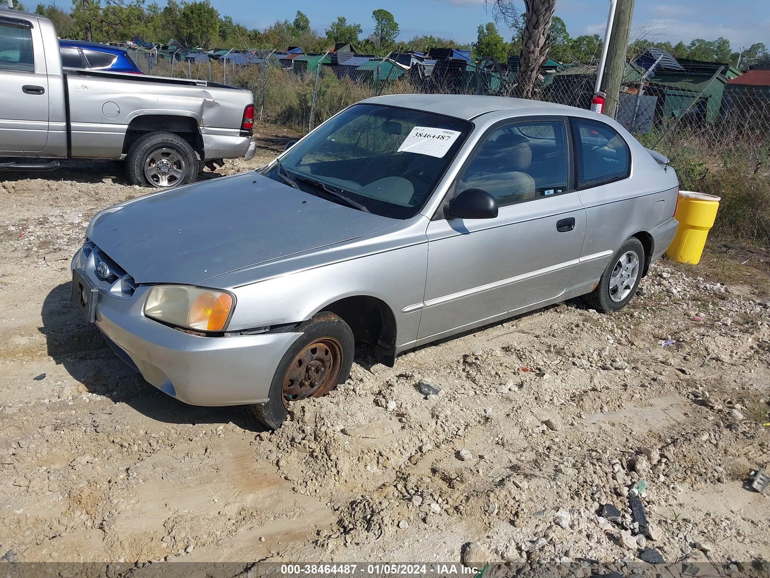 Photo 1 VIN: KMHCG35C22U211172 - HYUNDAI ACCENT 