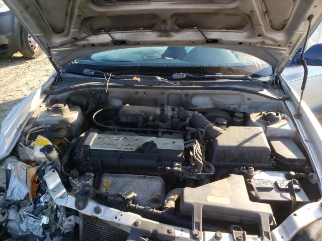 Photo 6 VIN: KMHCG35C34U280200 - HYUNDAI ACCENT 