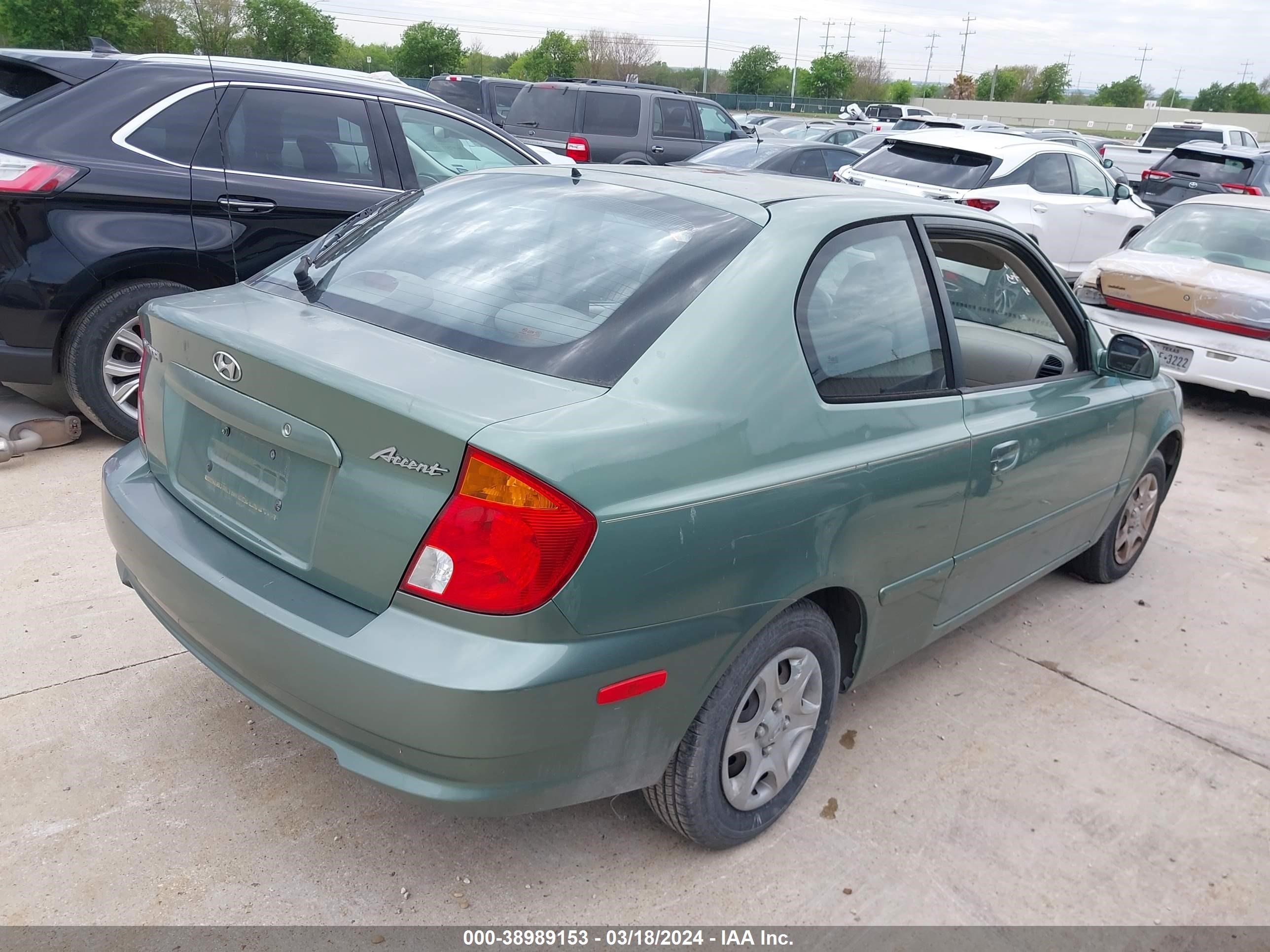 Photo 3 VIN: KMHCG35C55U335294 - HYUNDAI ACCENT 