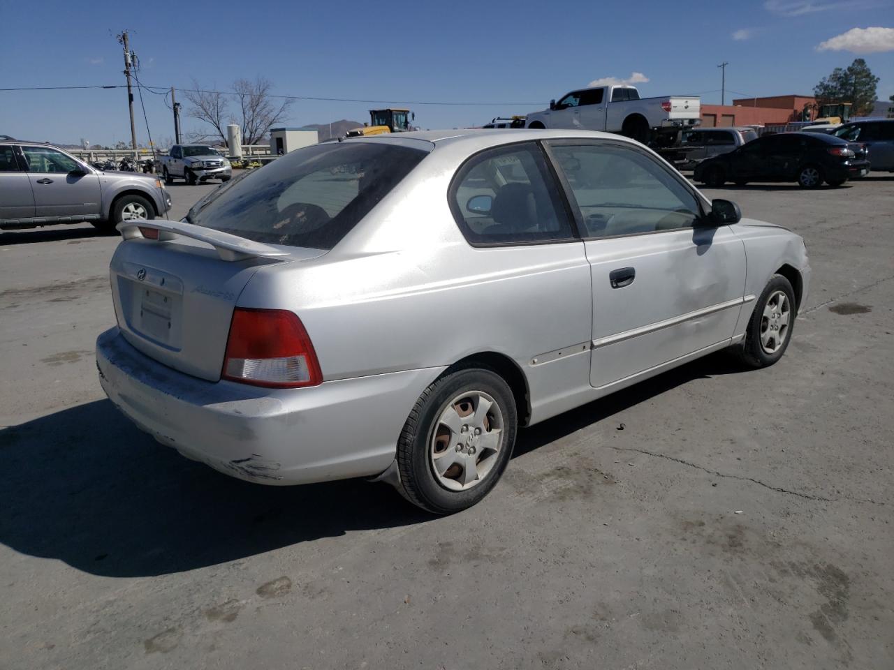 Photo 2 VIN: KMHCG35CX1U079714 - HYUNDAI ACCENT 