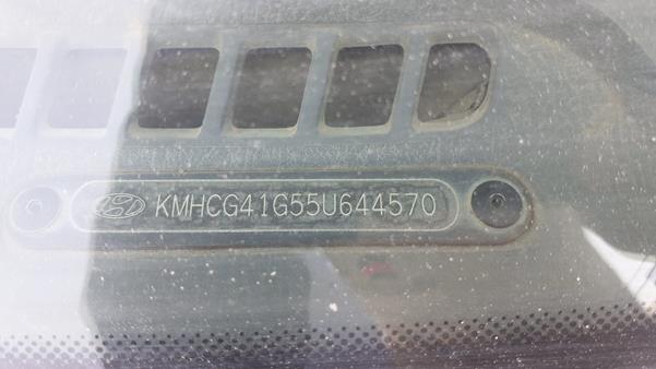 Photo 2 VIN: KMHCG41G55U644570 - HYUNDAI ACCENT 