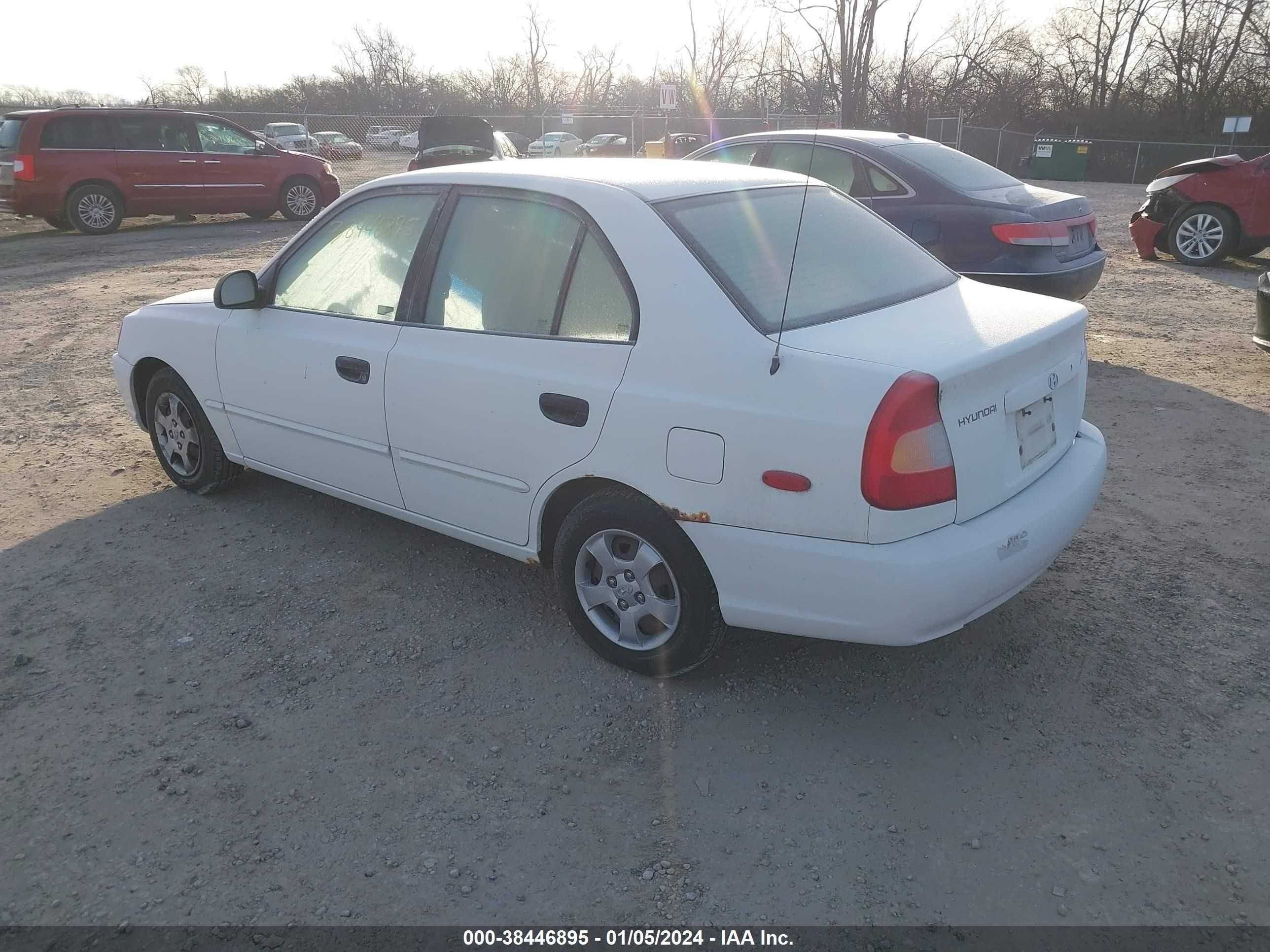 Photo 2 VIN: KMHCG45C22U377648 - HYUNDAI ACCENT 