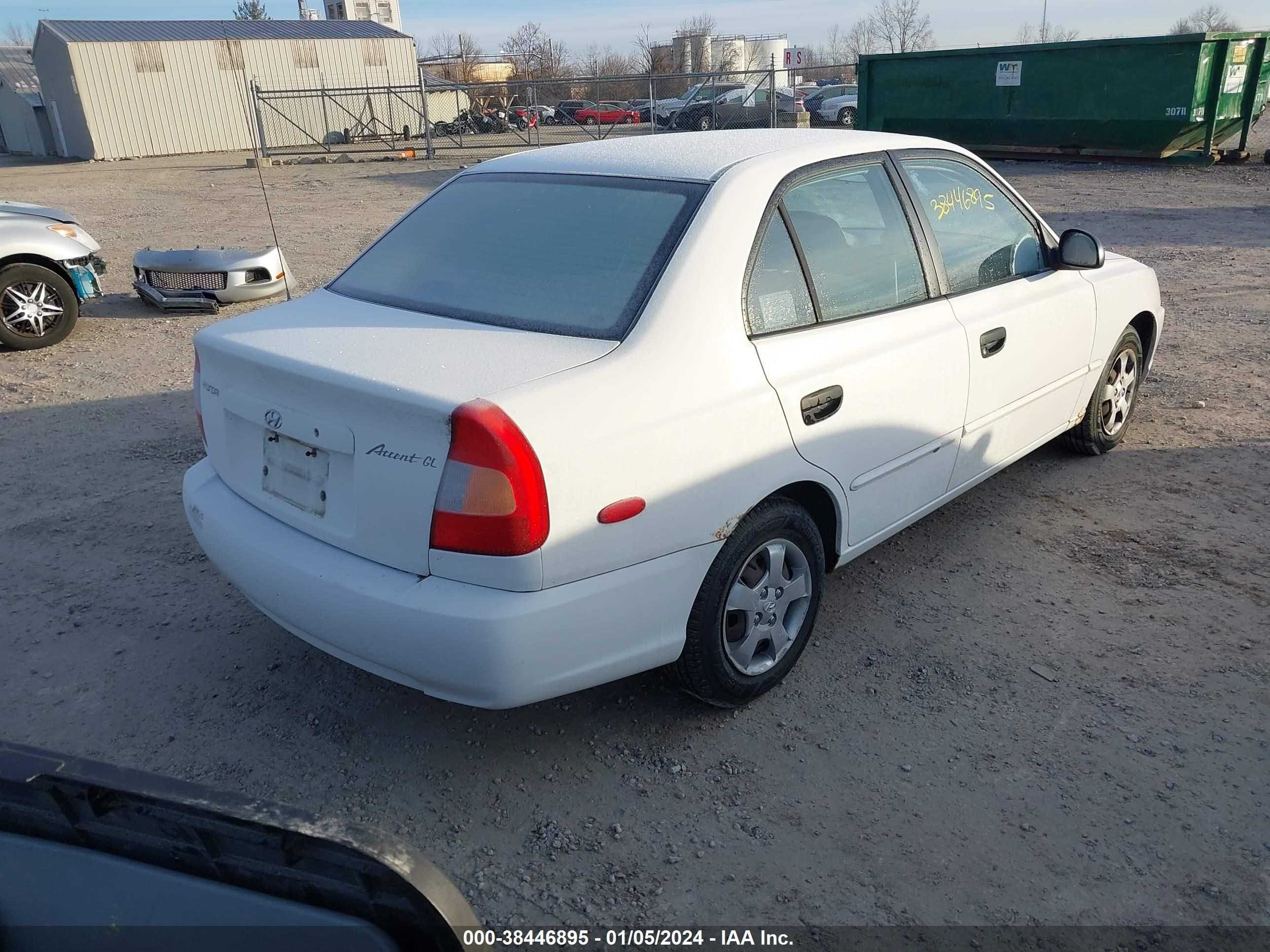 Photo 3 VIN: KMHCG45C22U377648 - HYUNDAI ACCENT 