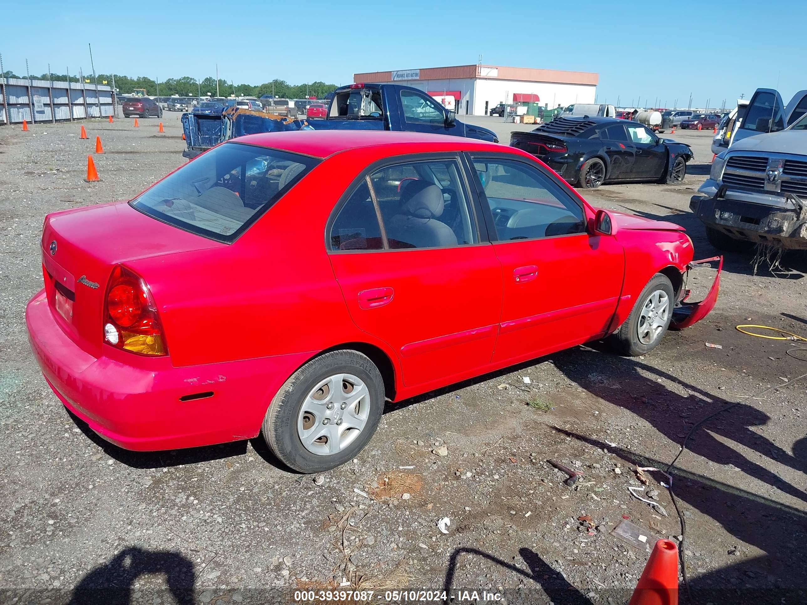 Photo 3 VIN: KMHCG45C25U654528 - HYUNDAI ACCENT 