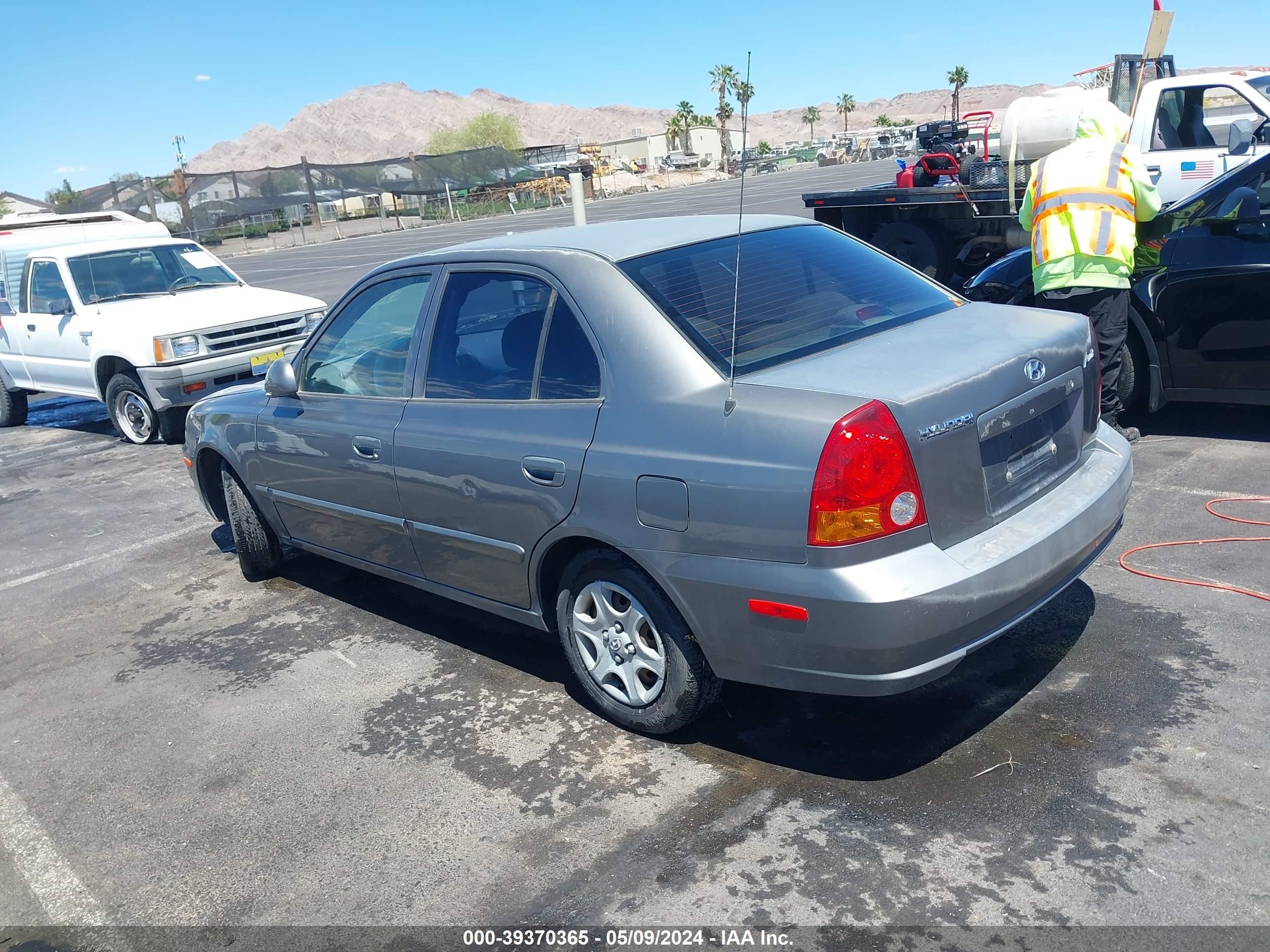 Photo 2 VIN: KMHCG45C35U618508 - HYUNDAI ACCENT 