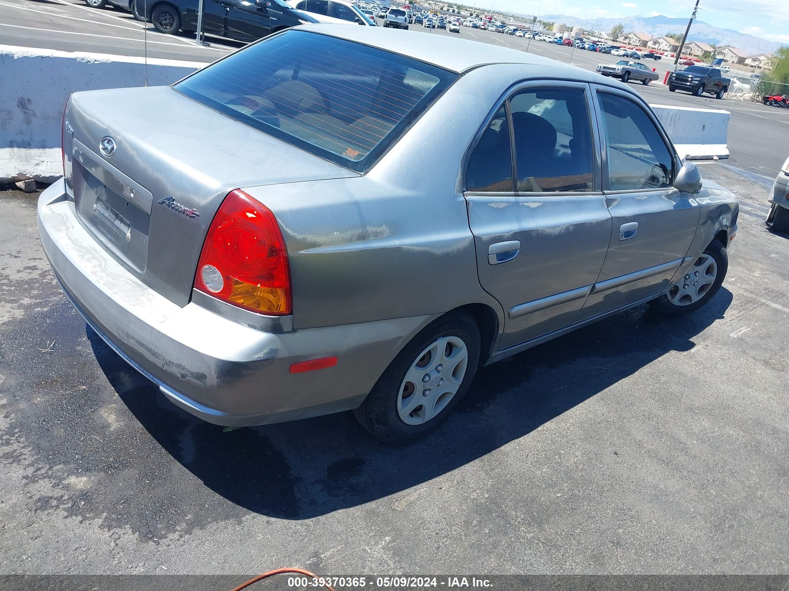 Photo 3 VIN: KMHCG45C35U618508 - HYUNDAI ACCENT 