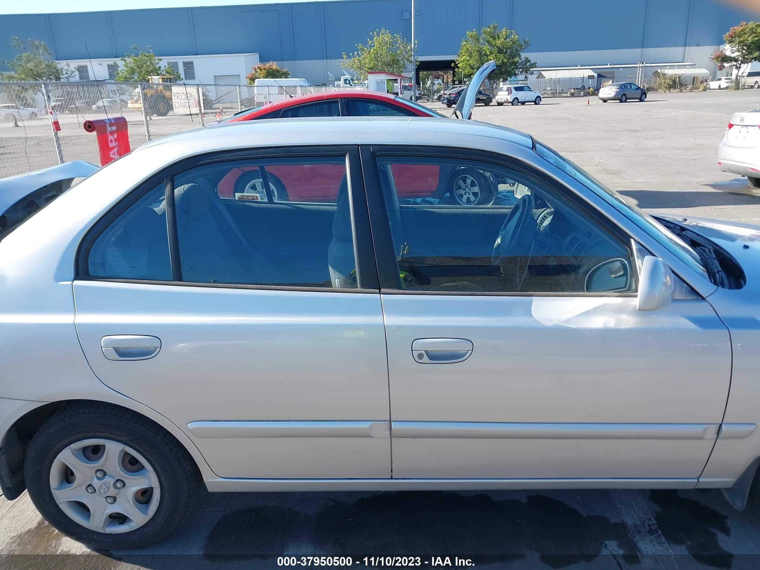 Photo 12 VIN: KMHCG45C45U599726 - HYUNDAI ACCENT 