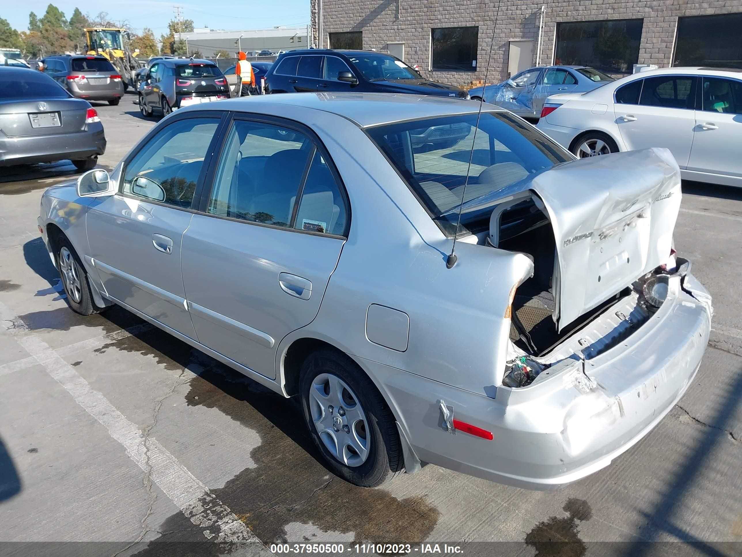 Photo 2 VIN: KMHCG45C45U599726 - HYUNDAI ACCENT 