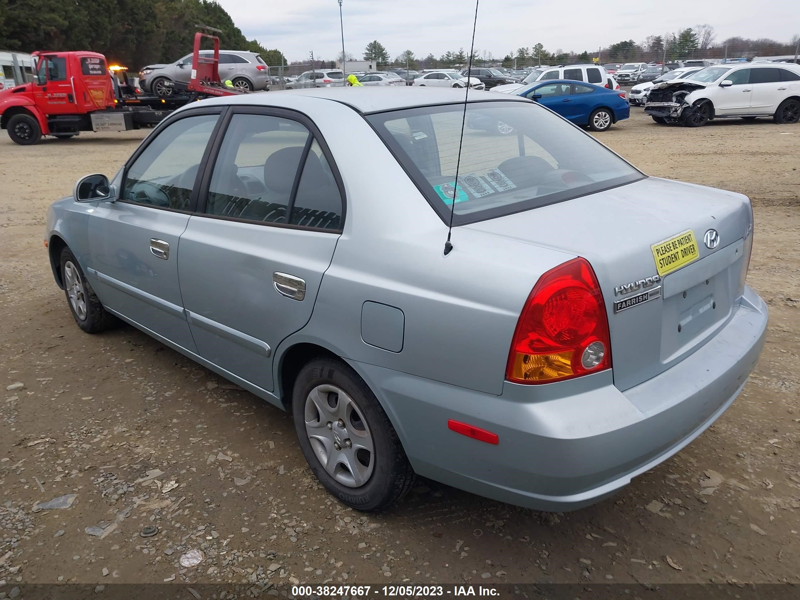 Photo 2 VIN: KMHCG45C53U496635 - HYUNDAI ACCENT 