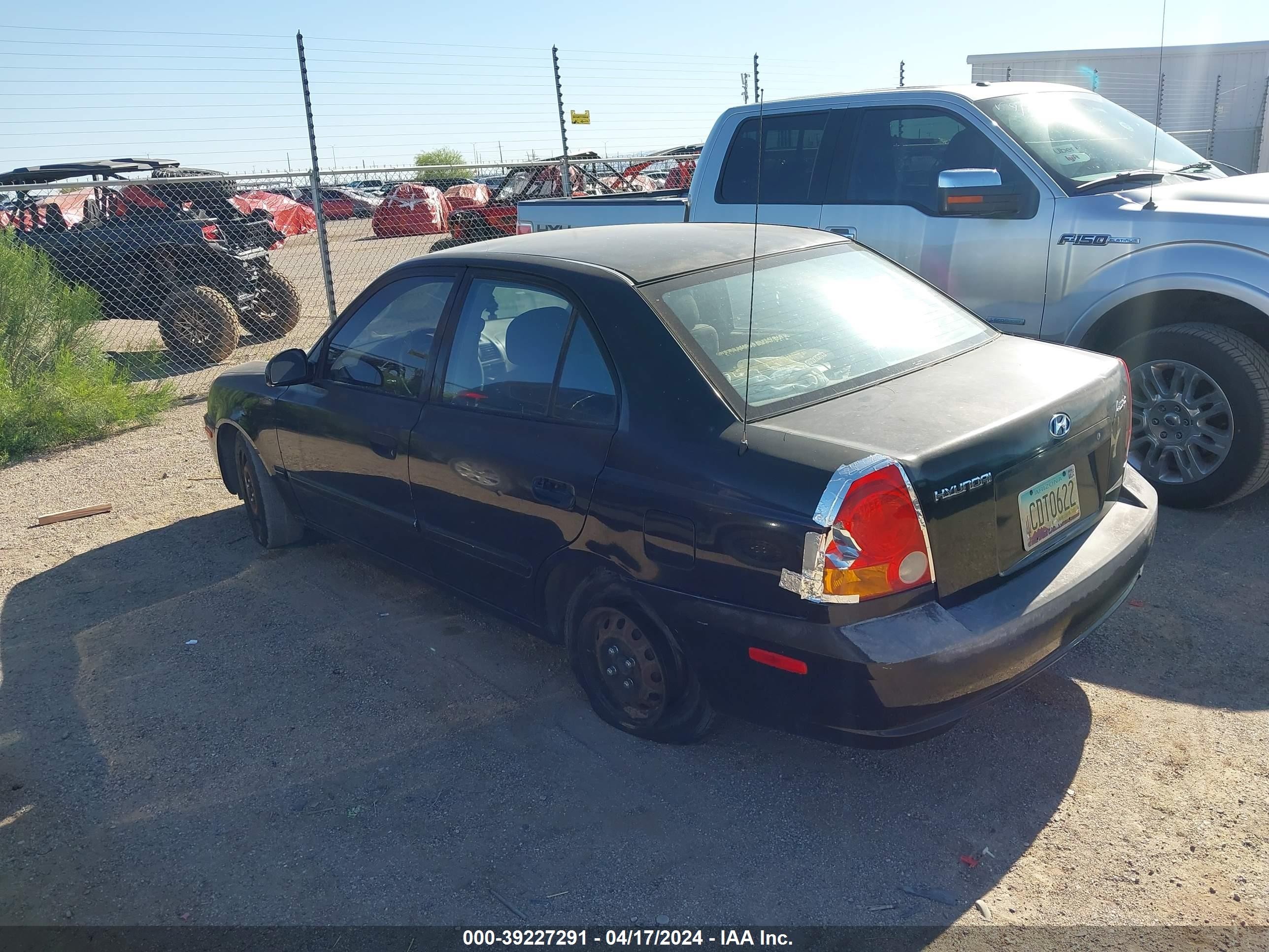 Photo 2 VIN: KMHCG45C94U512109 - HYUNDAI ACCENT 