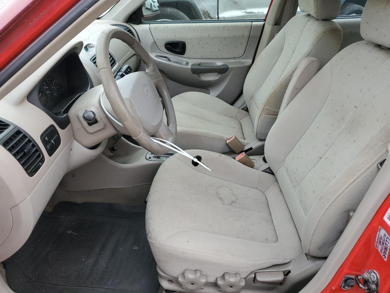 Photo 6 VIN: KMHCG45CX3U423924 - HYUNDAI ACCENT 