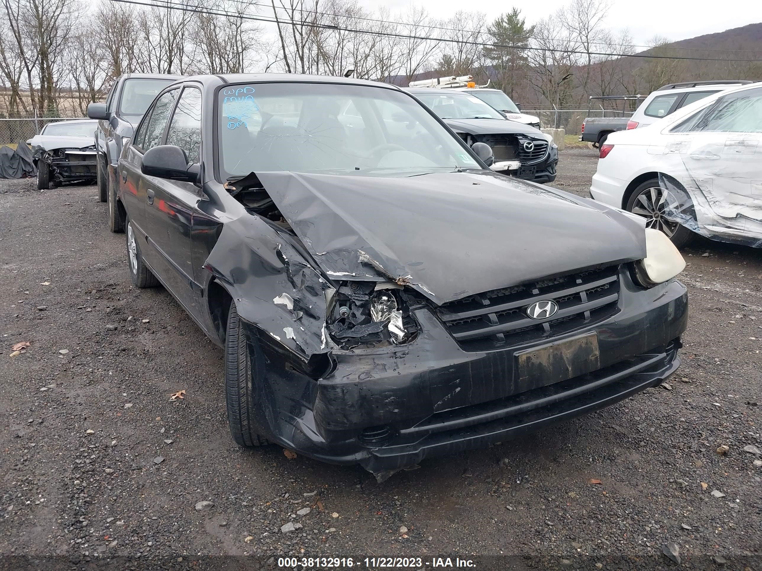 Photo 5 VIN: KMHCG45CX5U591484 - HYUNDAI ACCENT 