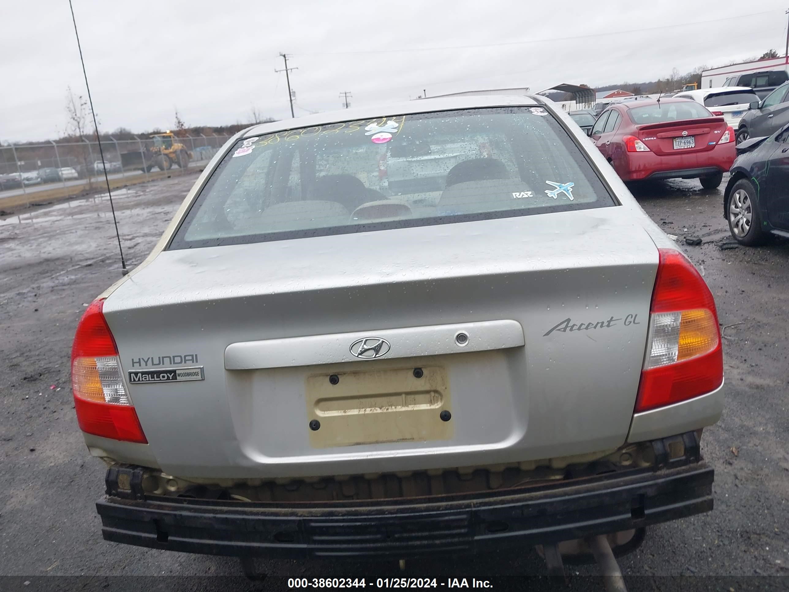 Photo 15 VIN: KMHCG45G3YU136306 - HYUNDAI ACCENT 