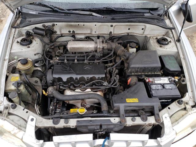 Photo 10 VIN: KMHCG45G8YU044589 - HYUNDAI ACCENT 