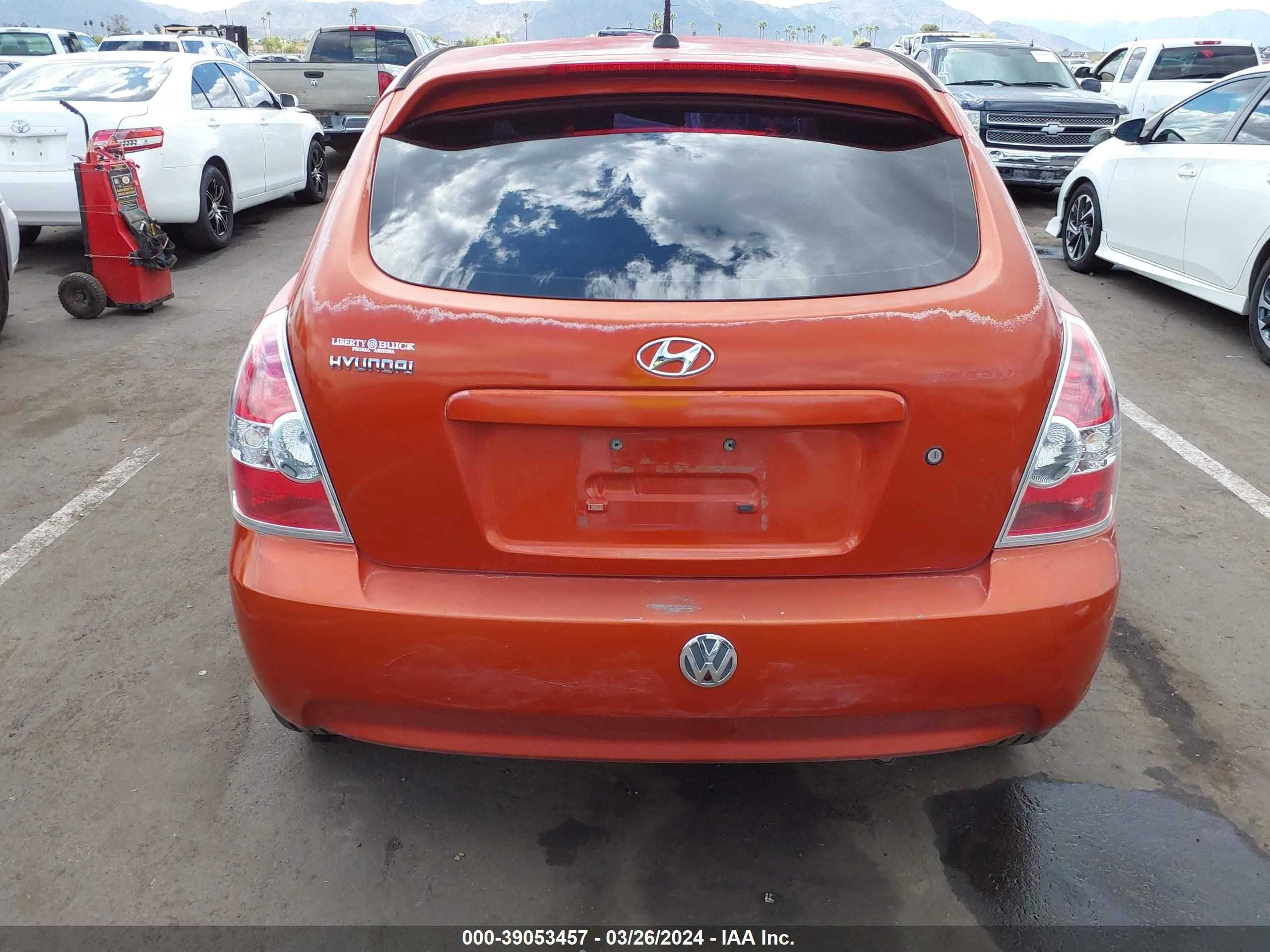 Photo 16 VIN: KMHCM36C08U080856 - HYUNDAI ACCENT GS 