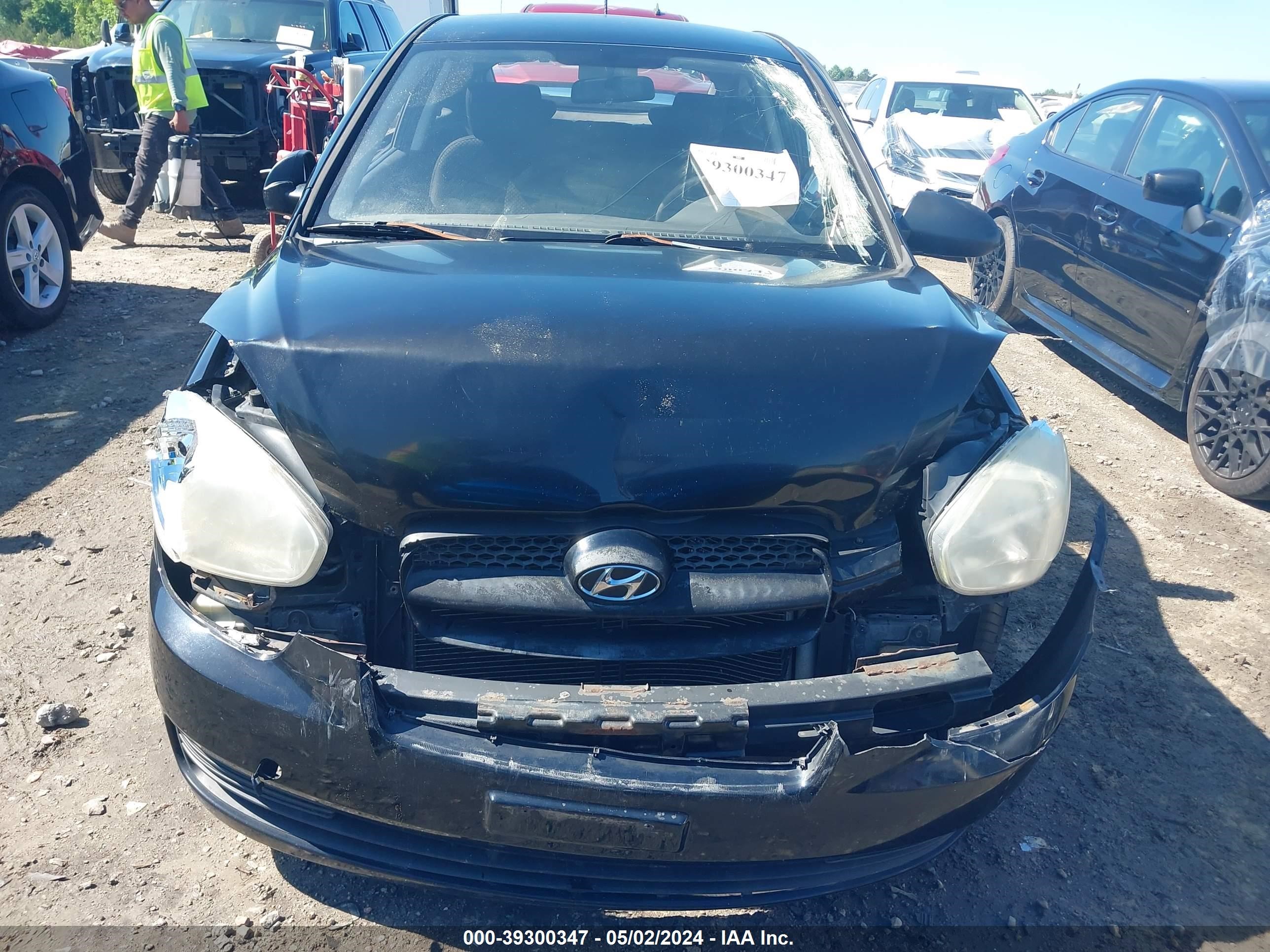 Photo 11 VIN: KMHCM36C09U134089 - HYUNDAI ACCENT 