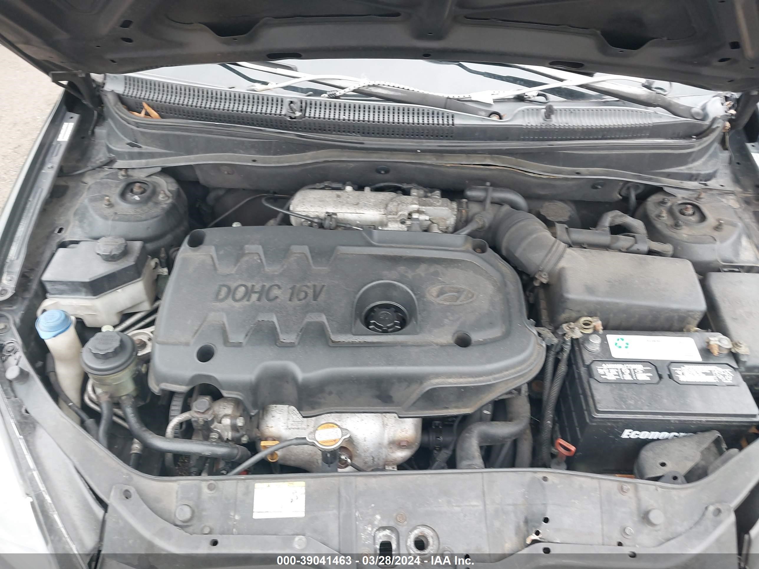 Photo 9 VIN: KMHCM36C18U059983 - HYUNDAI ACCENT 