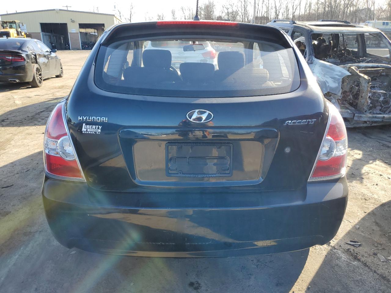 Photo 5 VIN: KMHCM36C27U002495 - HYUNDAI ACCENT 