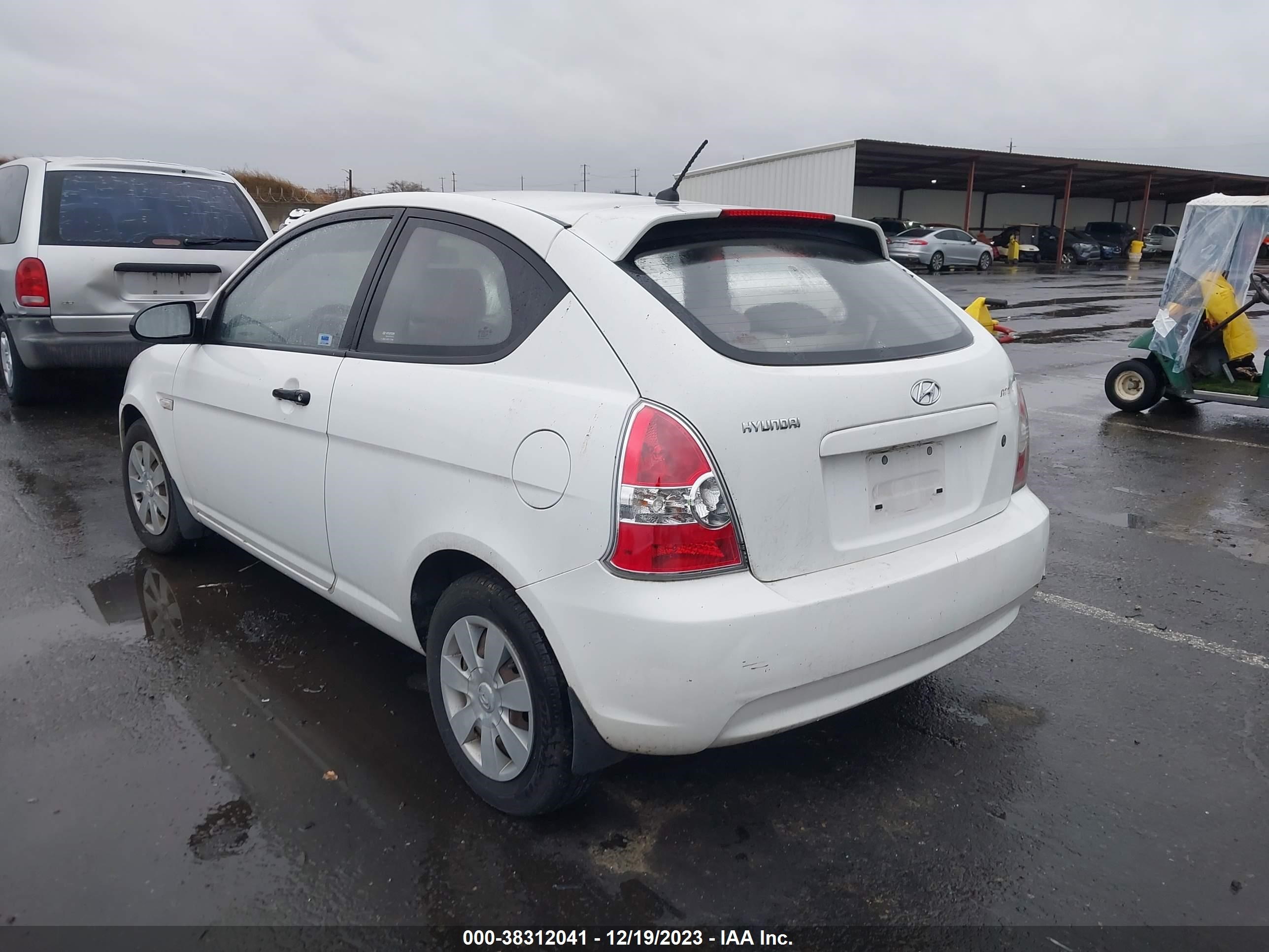 Photo 2 VIN: KMHCM36C27U050918 - HYUNDAI ACCENT 