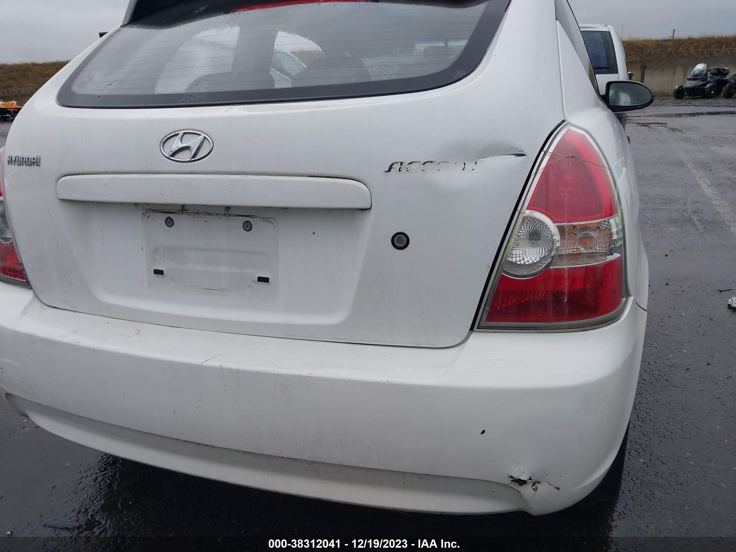 Photo 5 VIN: KMHCM36C27U050918 - HYUNDAI ACCENT 