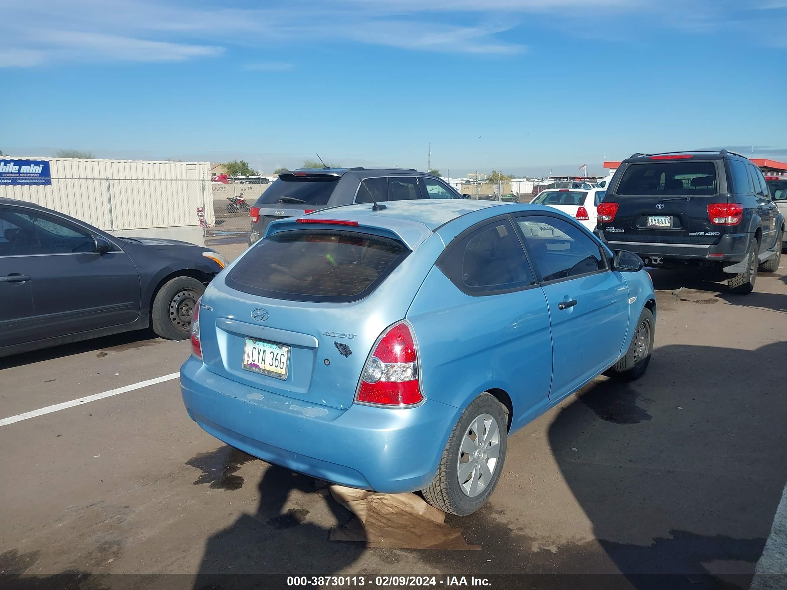 Photo 3 VIN: KMHCM36C38U081435 - HYUNDAI ACCENT 