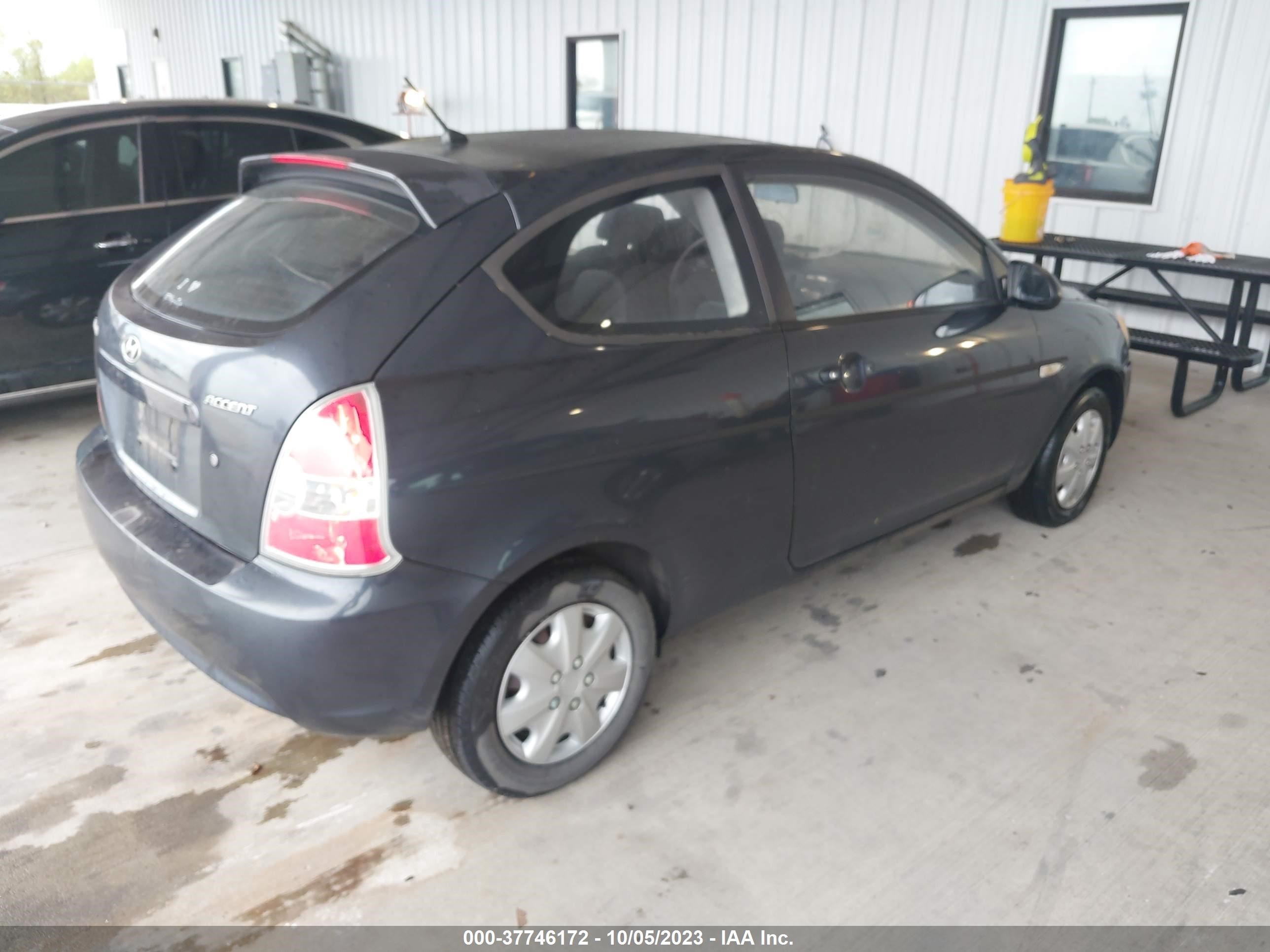 Photo 3 VIN: KMHCM36C57U016147 - HYUNDAI ACCENT 