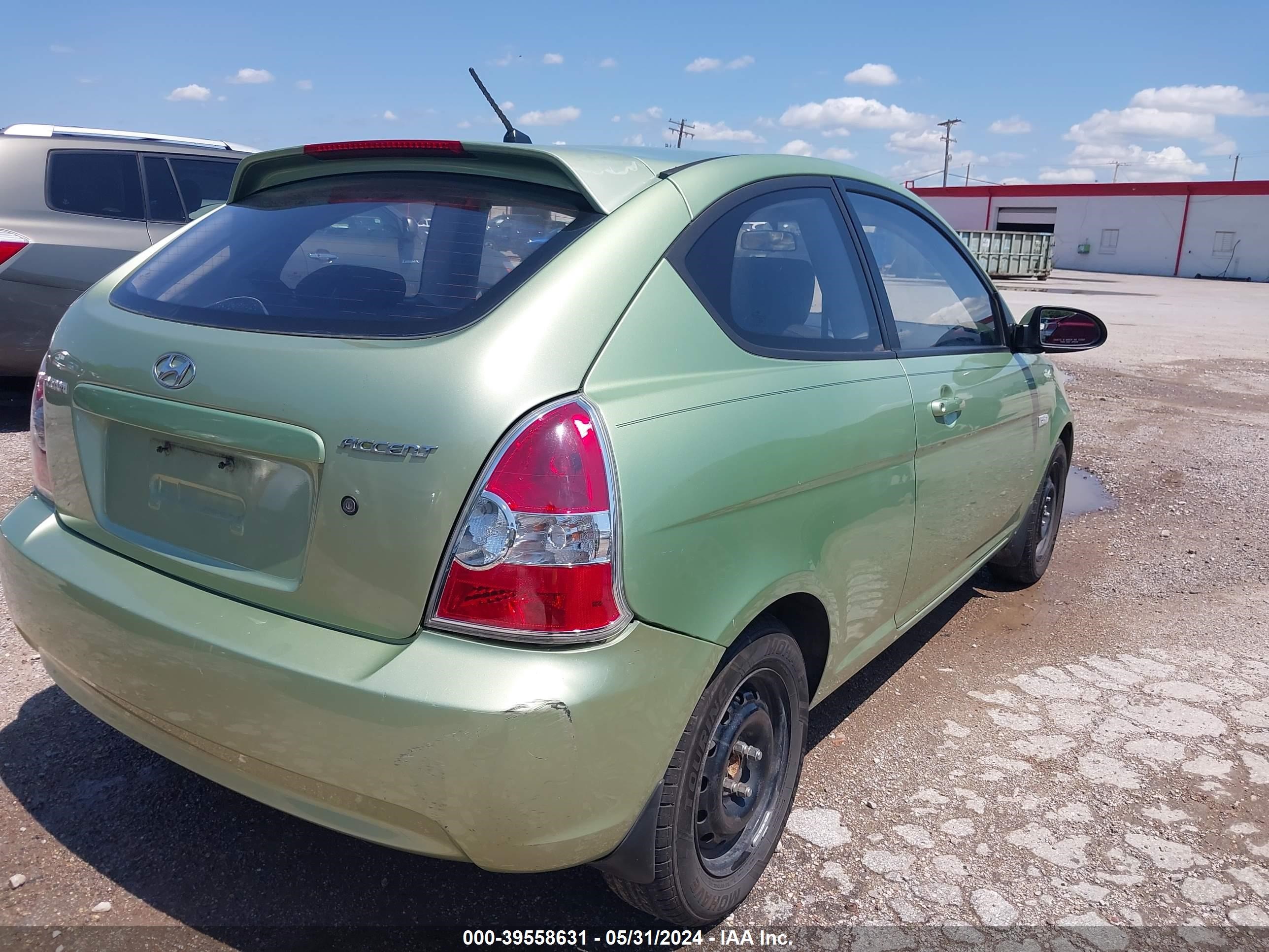 Photo 3 VIN: KMHCM36C68U057047 - HYUNDAI ACCENT 