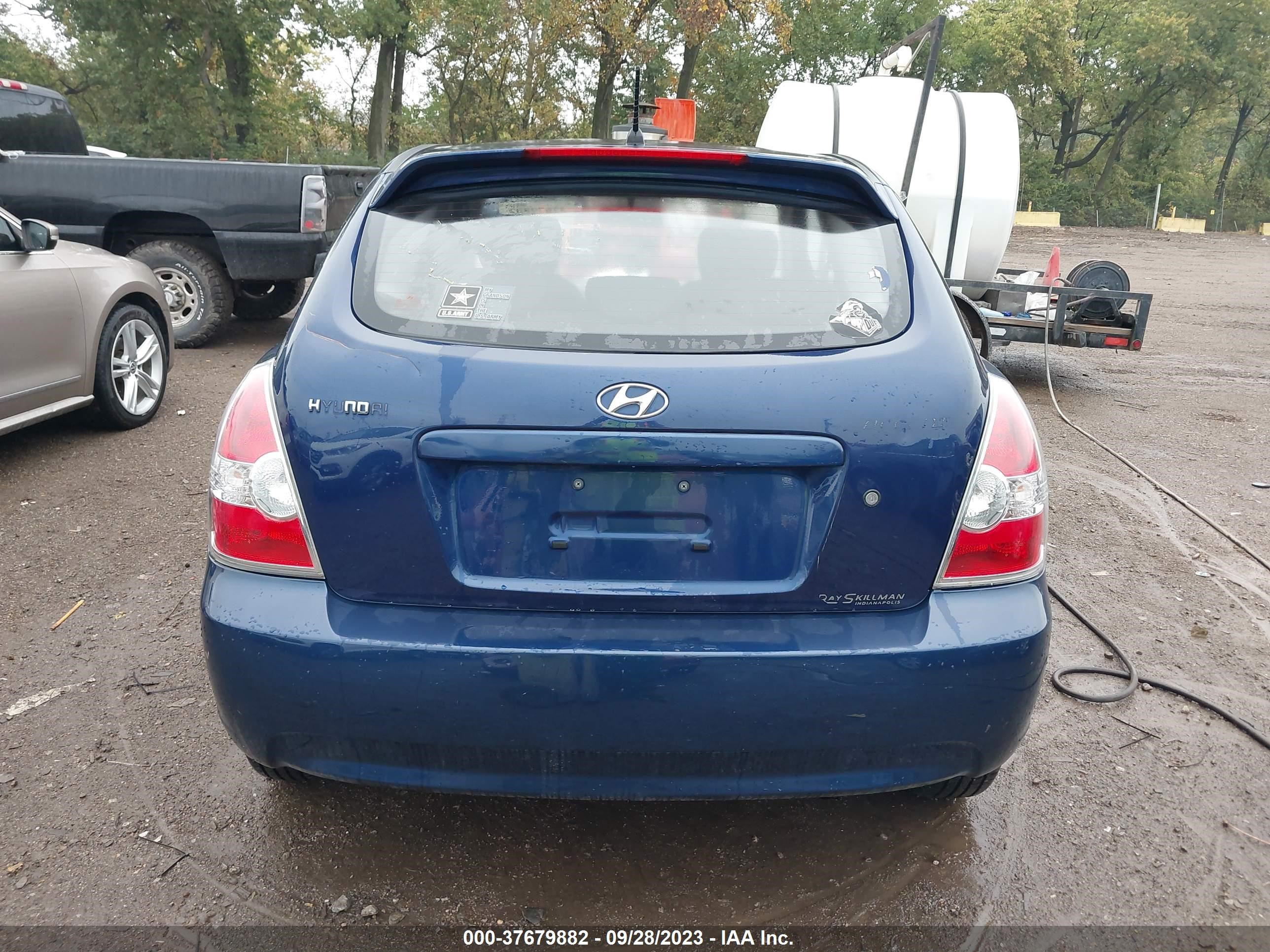 Photo 14 VIN: KMHCM36C68U070199 - HYUNDAI ACCENT 