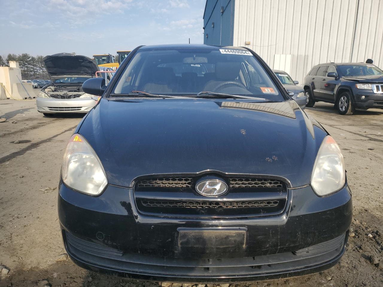 Photo 4 VIN: KMHCM36C68U084443 - HYUNDAI ACCENT 