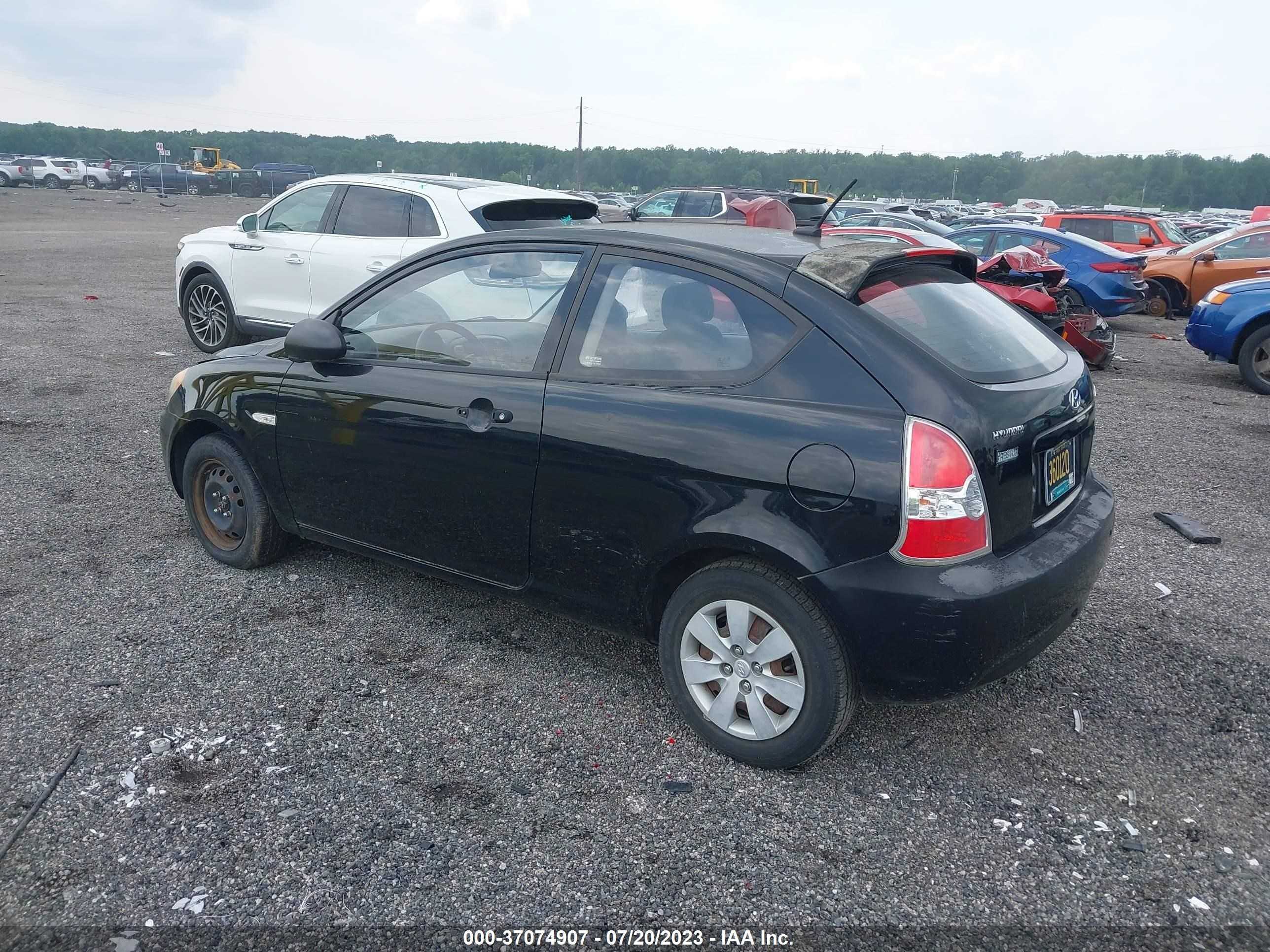 Photo 2 VIN: KMHCM36C69U117507 - HYUNDAI ACCENT 