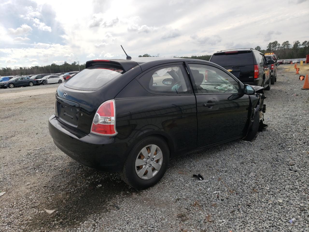 Photo 2 VIN: KMHCM36C78U067036 - HYUNDAI ACCENT 