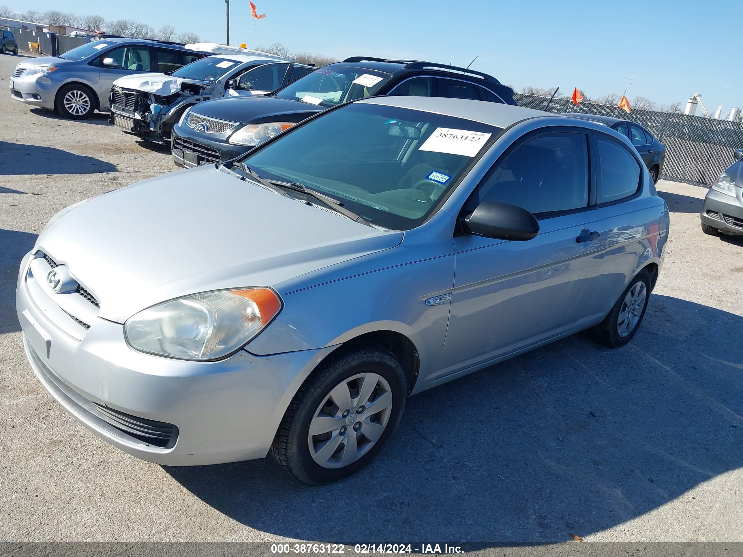 Photo 1 VIN: KMHCM36C98U093816 - HYUNDAI ACCENT 