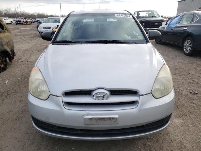 Photo 4 VIN: KMHCM36CX8U057293 - HYUNDAI ACCENT 