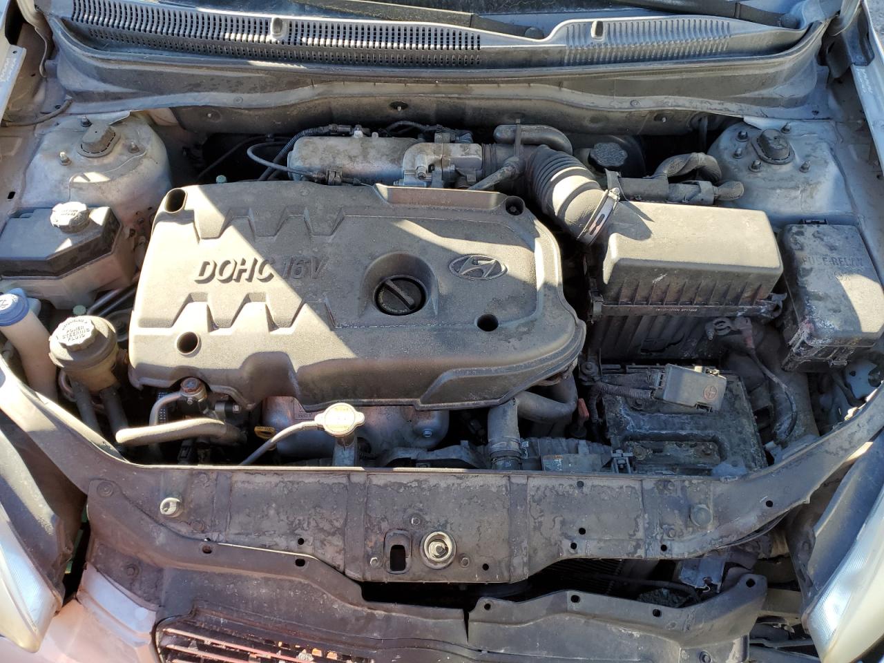 Photo 10 VIN: KMHCM36CX8U072232 - HYUNDAI ACCENT 