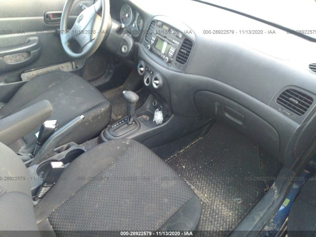 Photo 4 VIN: KMHCM3AC1BU199580 - HYUNDAI ACCENT 