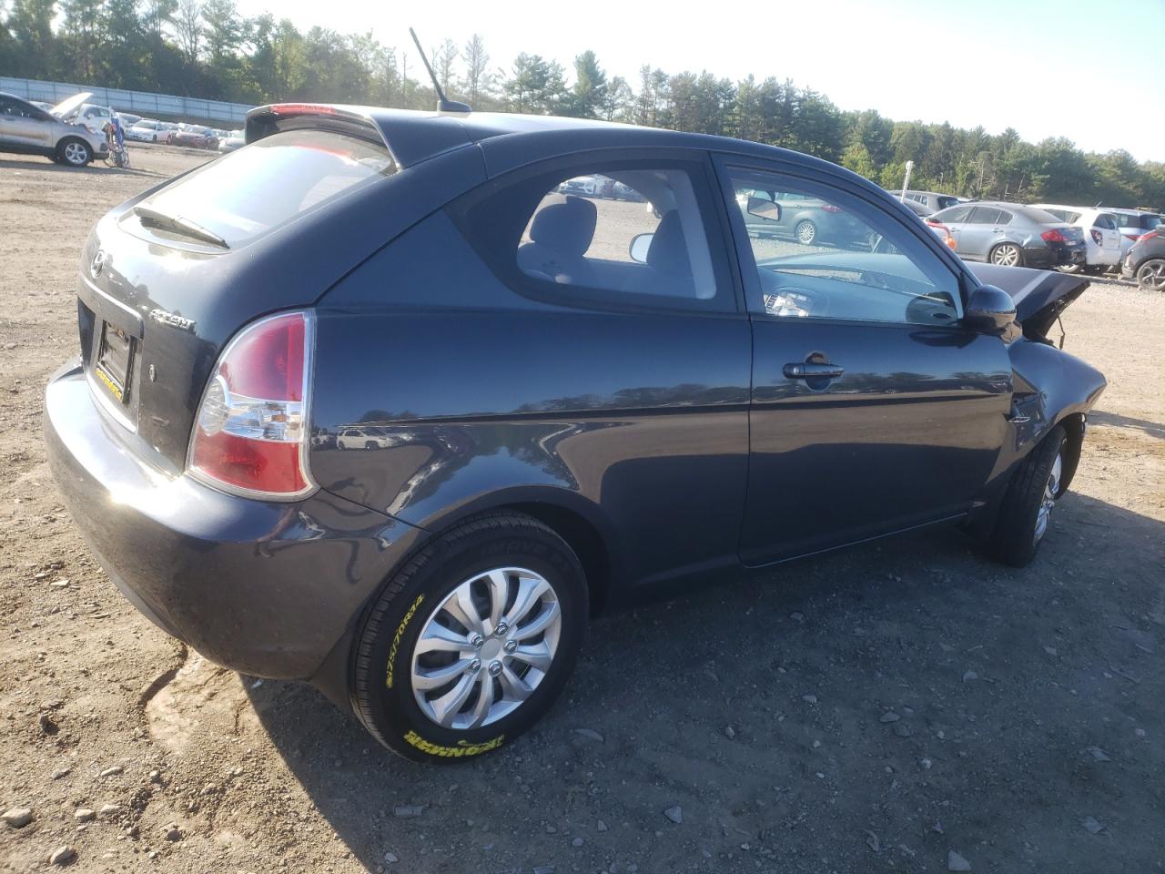 Photo 2 VIN: KMHCM3AC2BU201093 - HYUNDAI ACCENT 