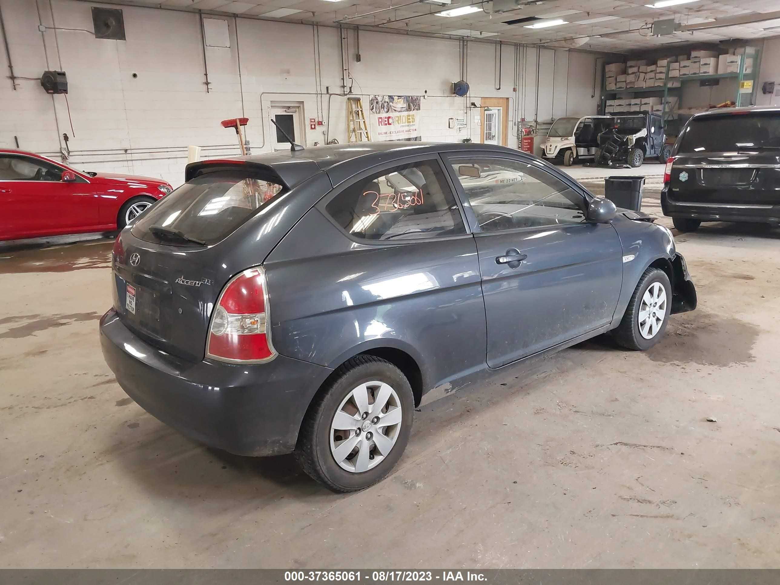 Photo 3 VIN: KMHCM3AC4AU181539 - HYUNDAI ACCENT 