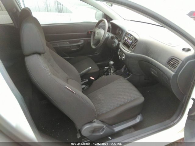 Photo 4 VIN: KMHCM3AC5AU176981 - HYUNDAI ACCENT 