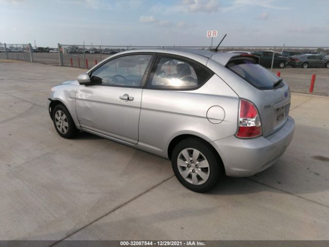 Photo 2 VIN: KMHCM3AC5BU194303 - HYUNDAI ACCENT 