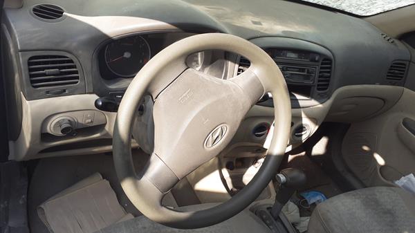 Photo 11 VIN: KMHCM41A38U232091 - HYUNDAI ACCENT 