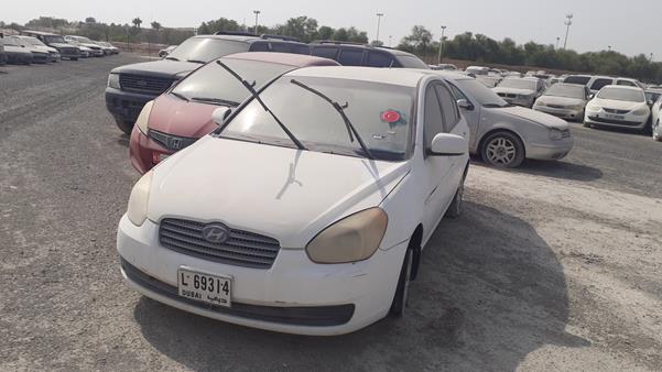 Photo 3 VIN: KMHCM41A6AU450032 - HYUNDAI ACCENT 