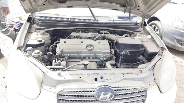 Photo 25 VIN: KMHCM41CXAU462296 - HYUNDAI ACCENT 