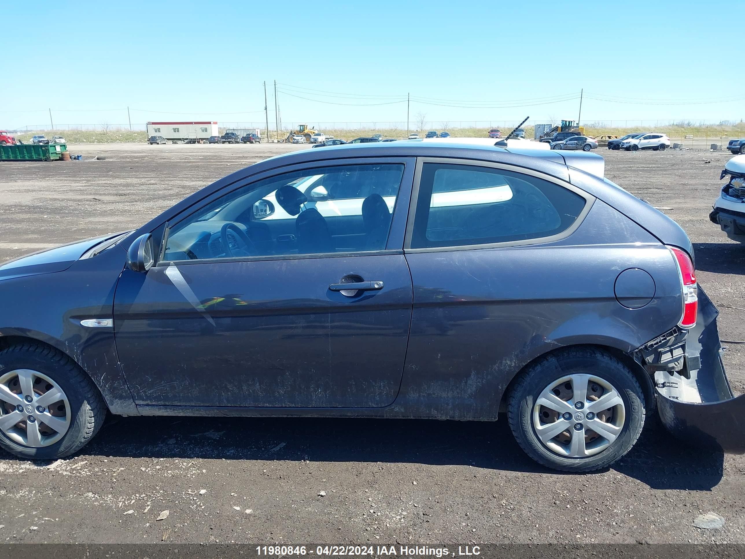 Photo 13 VIN: KMHCN35C28U099326 - HYUNDAI ACCENT 